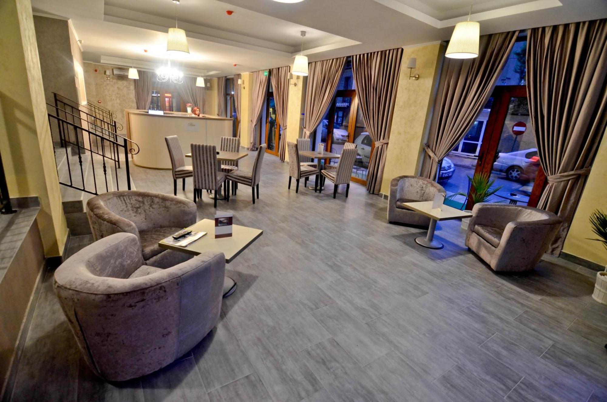 Hotel Lucas Boutique 3*